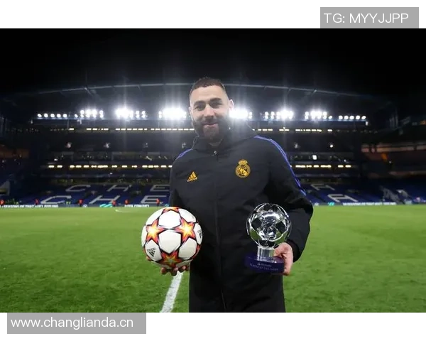 本泽马坦言重返皇马的唯一条件是弗洛伦蒂诺的支持与白衣情依旧不变 本泽马坦言重返皇马的唯一条件是弗洛伦蒂诺的支持与白衣情依旧不变