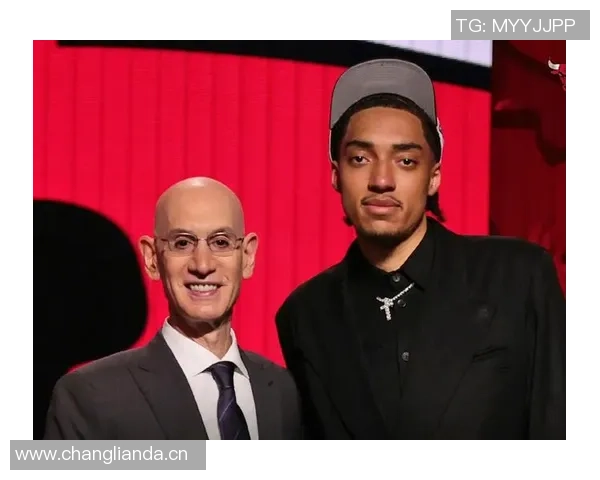 芝加哥公牛队锋线新星诺亚埃森格将进行肩部手术恢复计划