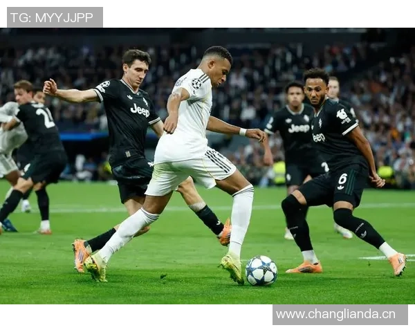 皇马连续三场未能取胜状态低迷球迷心急如焚