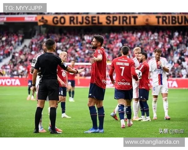 法甲巅峰对决里尔主场迎战马赛争夺欧冠资格关键战役 法甲巅峰对决里尔主场迎战马赛争夺欧冠资格关键战役